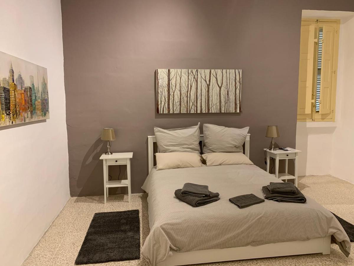 4 Bedroom Apartment In Sliema Near The Sea ภายนอก รูปภาพ